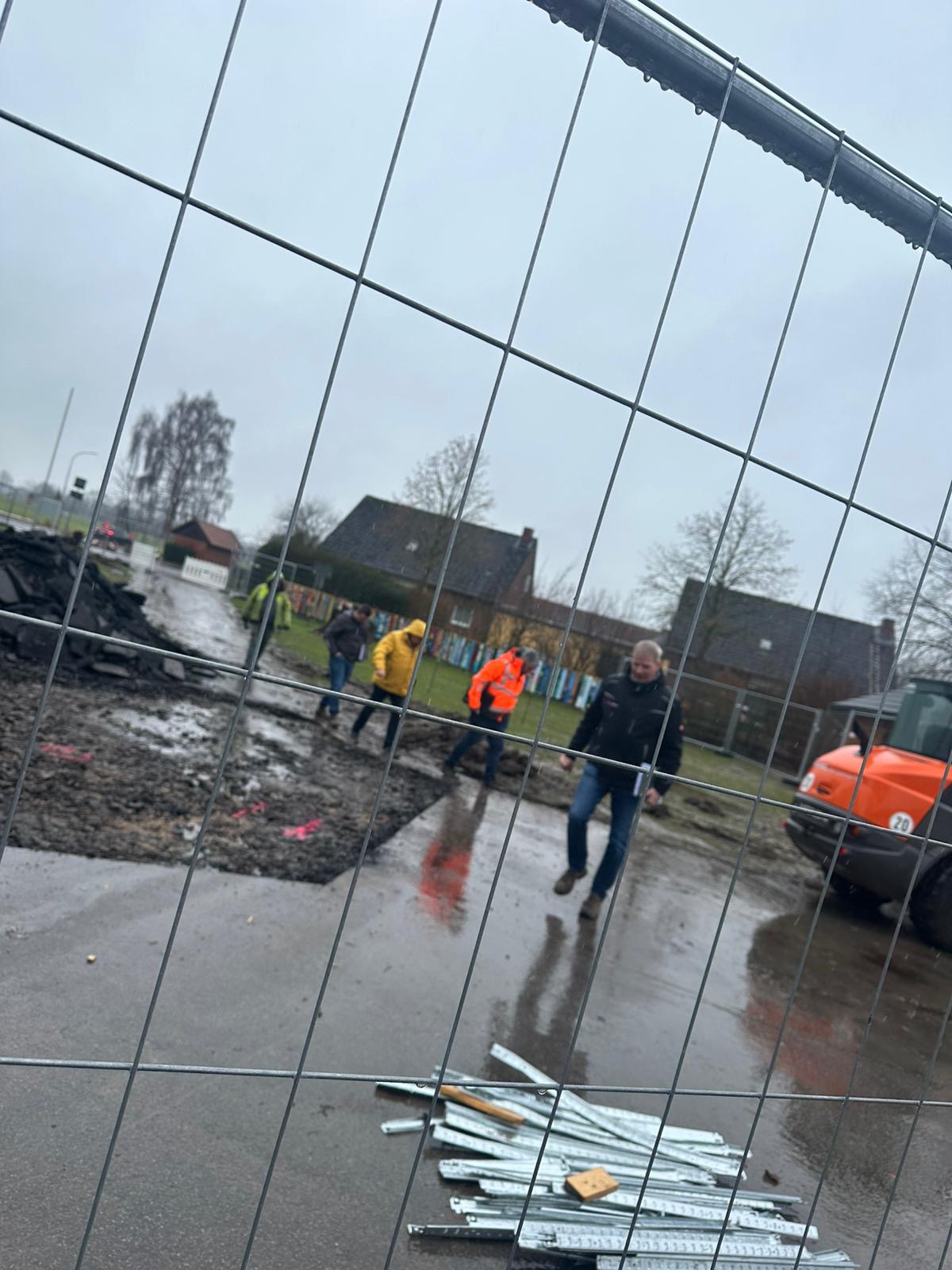 4f97f398 909d 42a6 bf52 24349c06cd5a